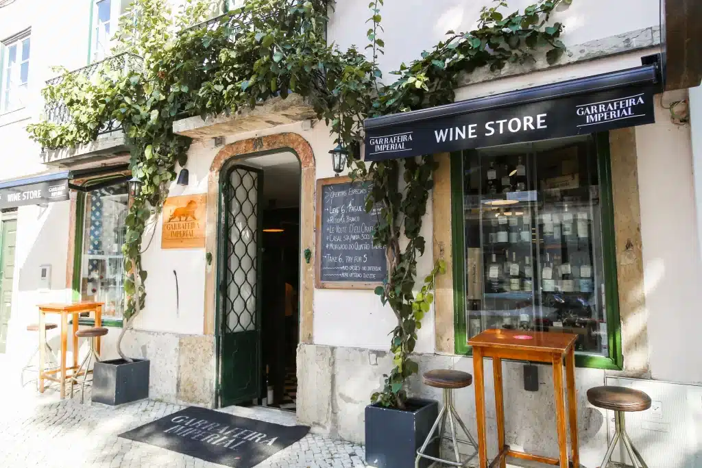 garrafeira-imperial-wine-bar-and-wine-store-lisbon